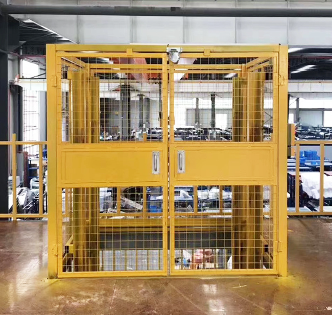 沈阳智能导轨式升降机亮相