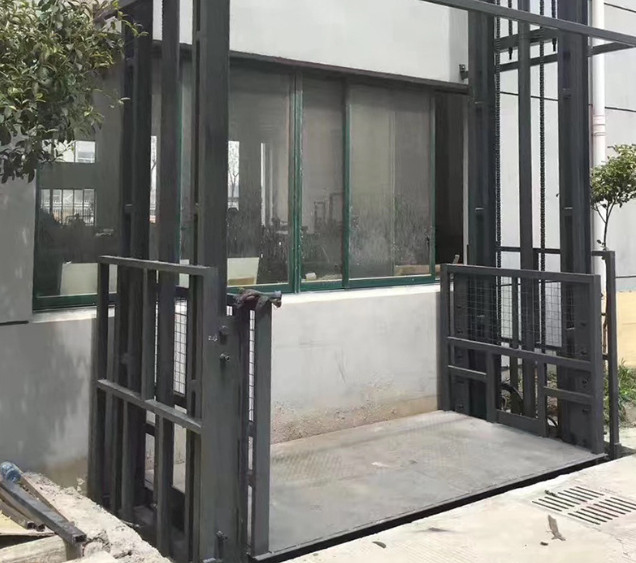 沈阳导轨式施工升降机助力民生工程提速增效